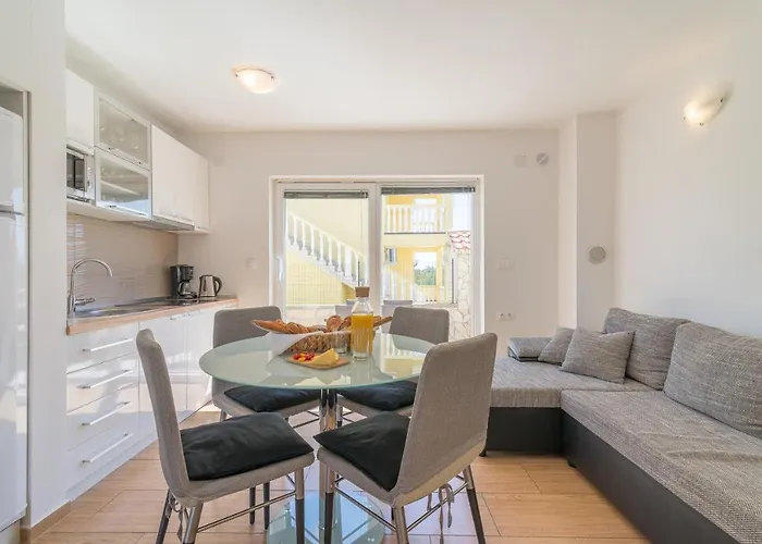 Apartamento Enona *